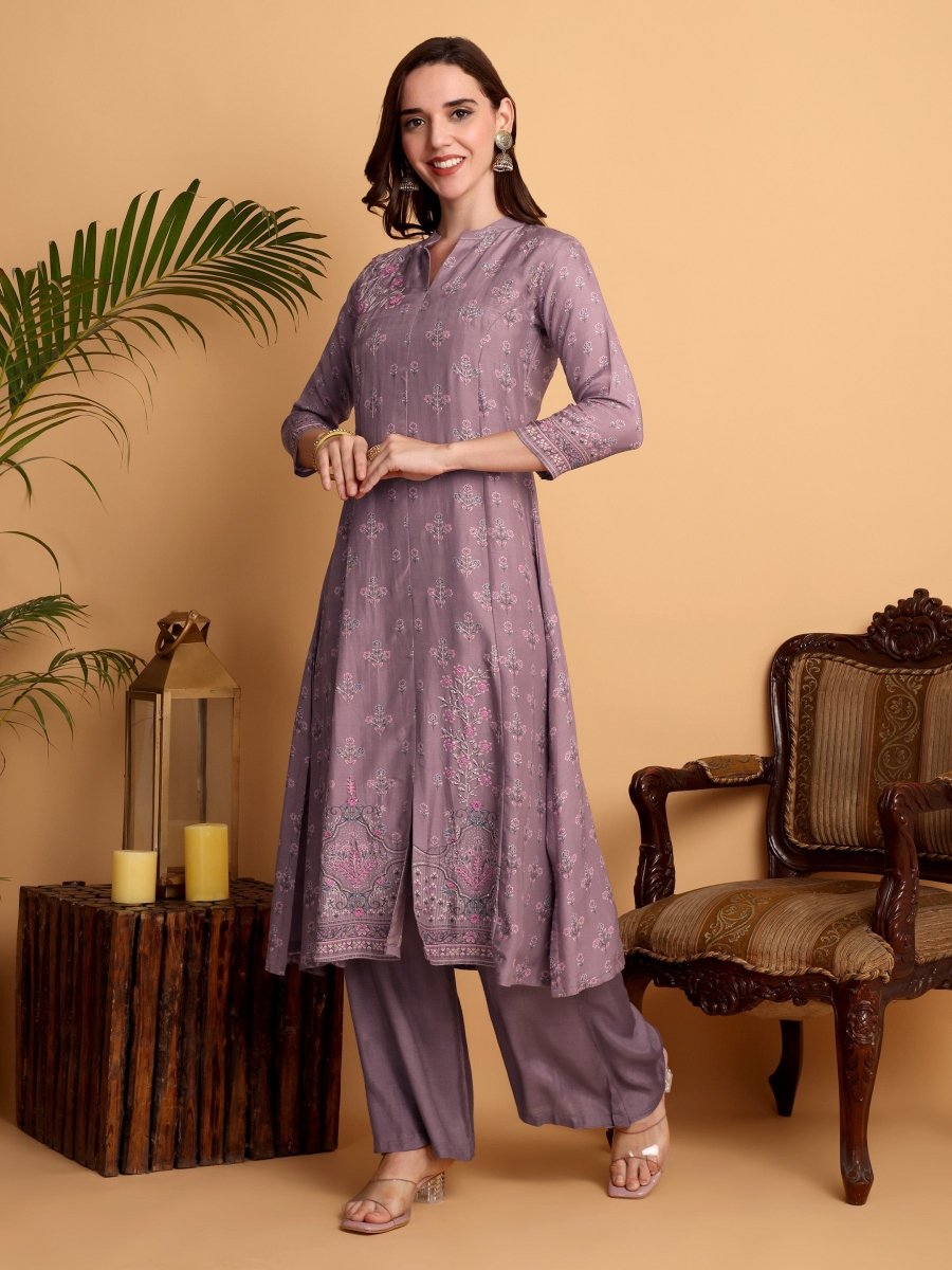 Dusty Lavender Floral Embroidered Kurta Set with Dupatta - CLOHI