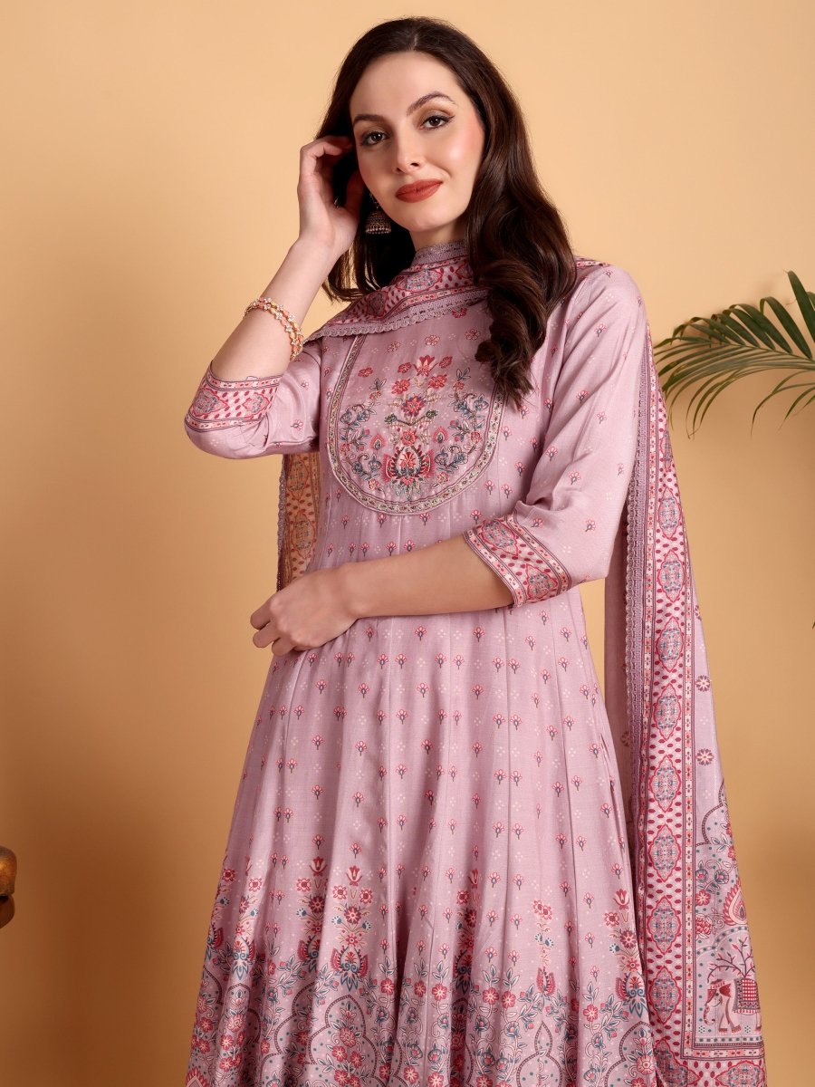 Elegant Blush Pink Anarkali Kurta Set for Women - CLOHI