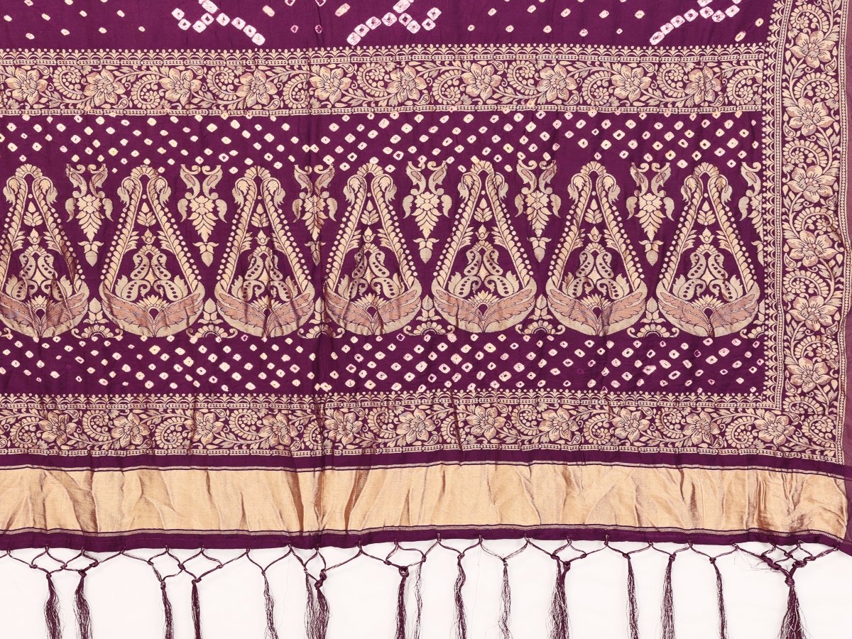 Magenta Bandhani Saree with Floral & Paisley Zari Weaving - CLOHI